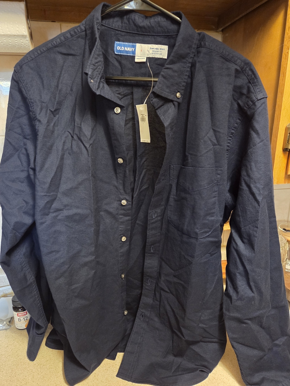 Old Navy Men's Dark Navy Button-Down Shirt with Chest Pocket Size Large